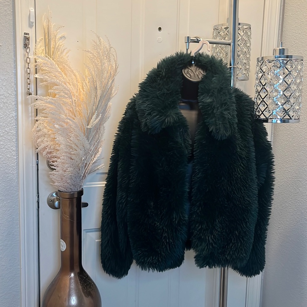 Wild Fable Faux Fur Jack (Drk.Emerald Green) Like new only worn once.